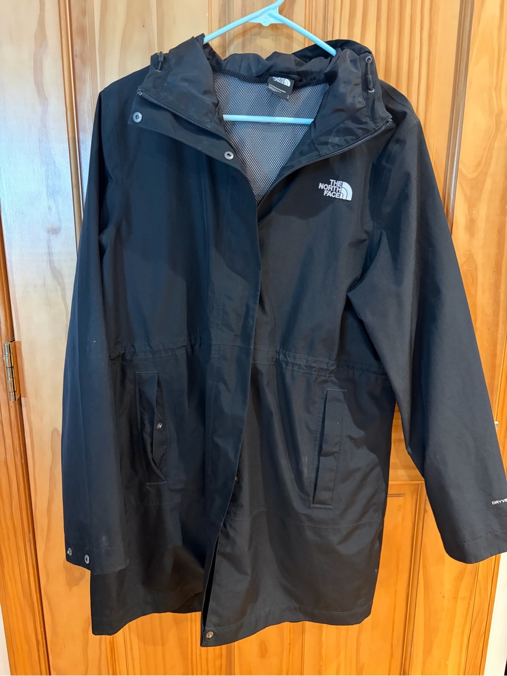 The North Face Black Women’s Waterproof Hooded Raincoat